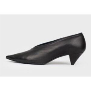 ALUMNAE Italy Black Leather V-Cut Heels 40 Made Italy Minimalist Sculpted Pumps